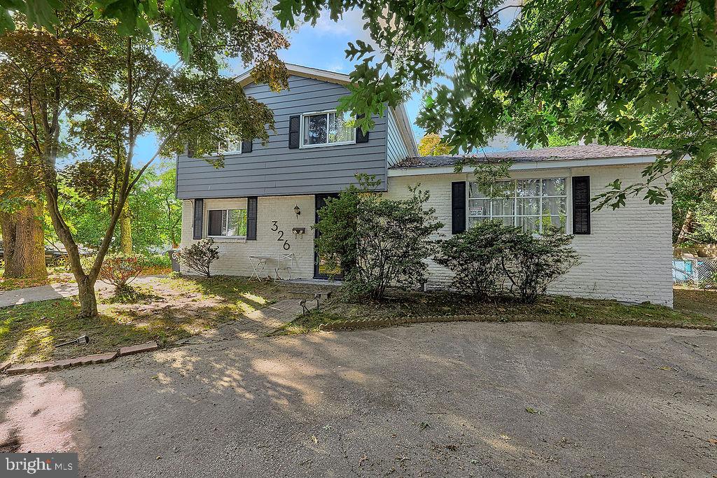 326 Chestnut Avenue Lindenwold, NJ 08021 - Photo 2 of 5
