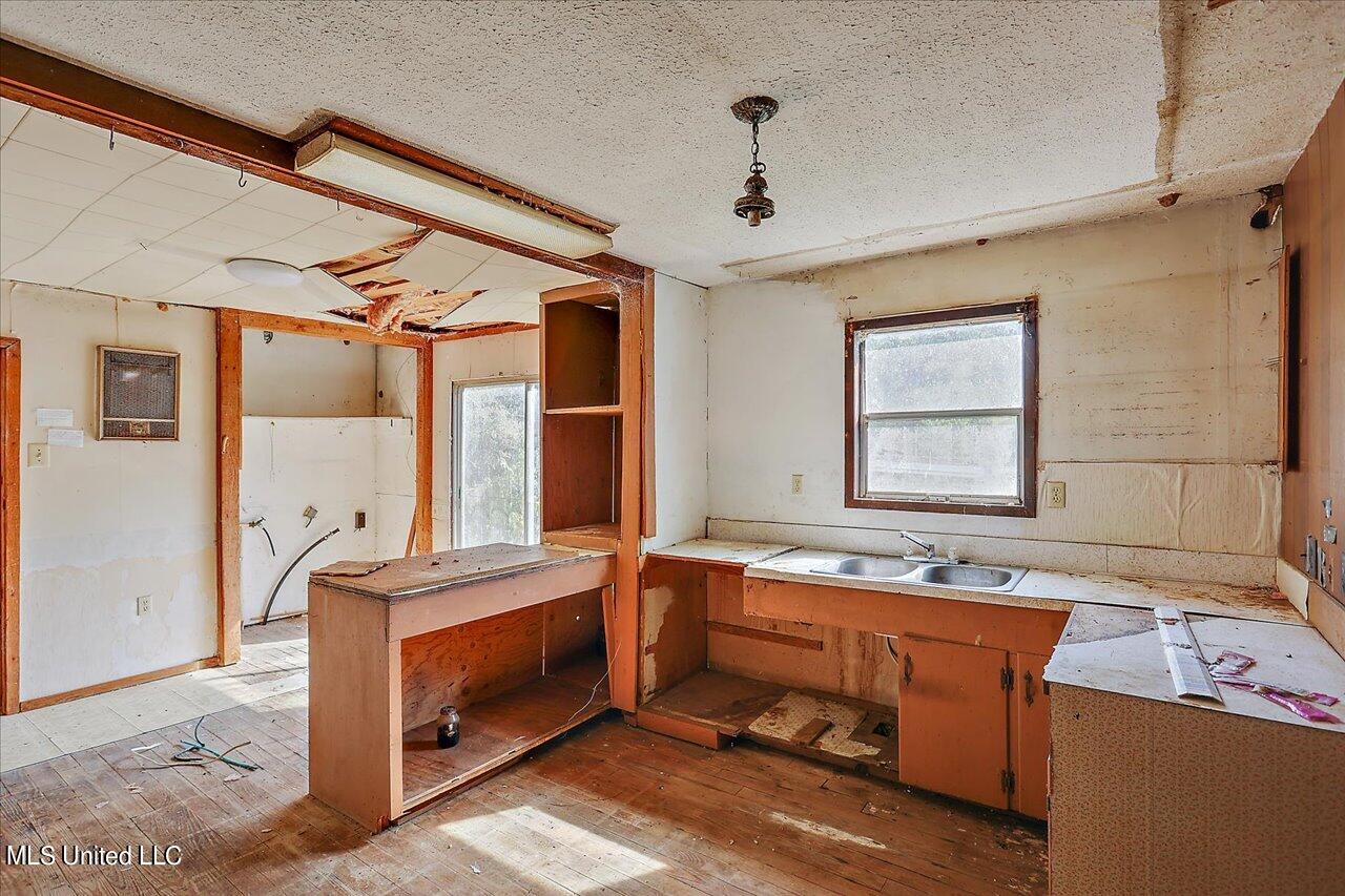 8168 Midway Road Raymond, MS 39154 - Photo 8 of 24 09-8168 Midway Rd