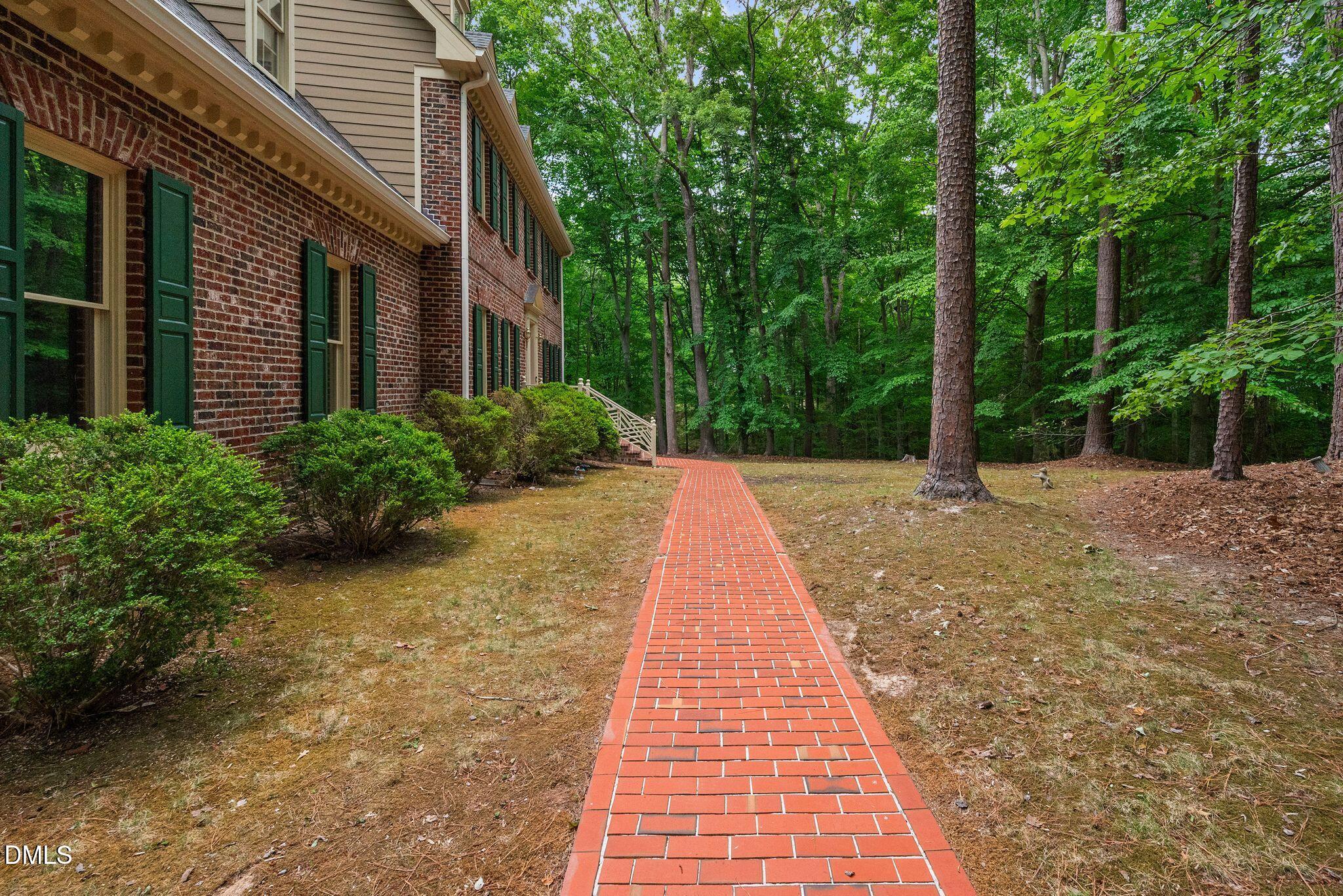 9913 Longford Drive Raleigh, NC 27615 - Photo 5 of 93 4_DSC_9451