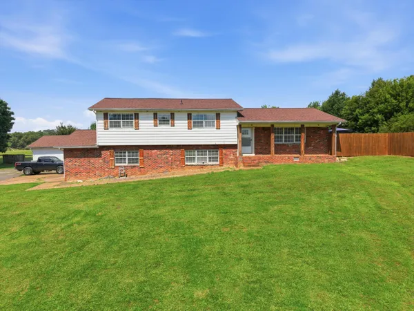 $460,000 | 116 Swafford Lane Northwest, Charleston, TN 37310
