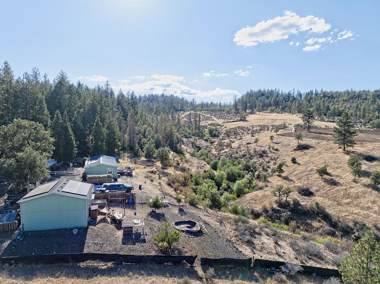 13388 Butte Falls Highway Eagle Point, OR 97524 - Photo 37 of 52 DJI_20250729170215_0430_D copy