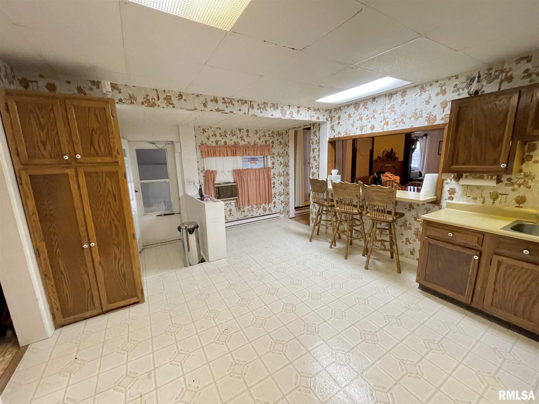 306 North Henderson Road Alexis, IL 61412 - Photo 11 of 26 Gallery Image 11