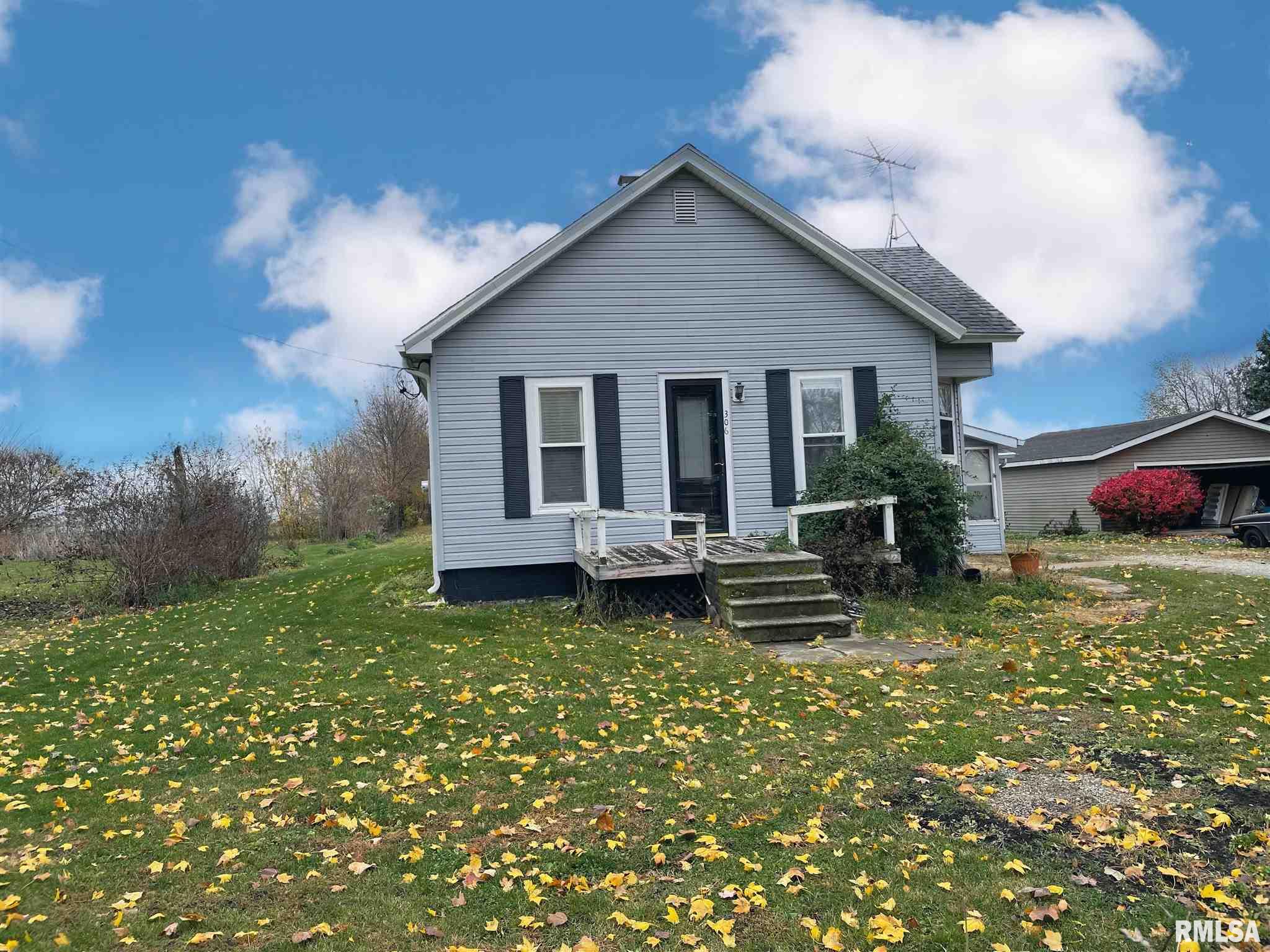306 North Henderson Road Alexis, IL 61412 - Photo 3 of 26 Gallery Image 3