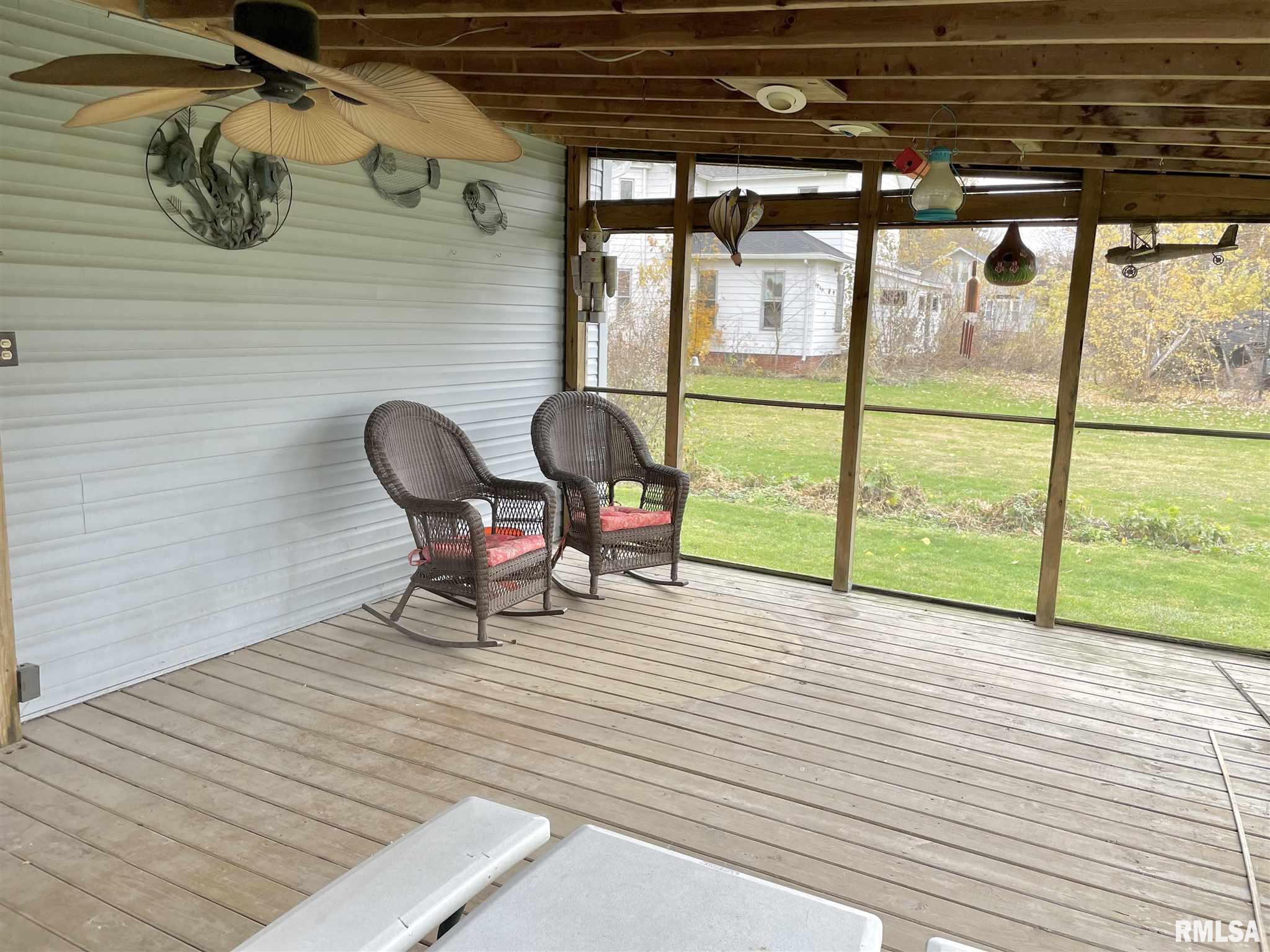 306 North Henderson Road Alexis, IL 61412 - Photo 10 of 26 Gallery Image 10