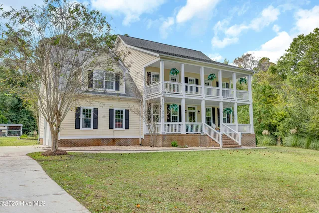 $785,000 | 480 Captain Beam Boulevard, Hampstead, NC 28443
