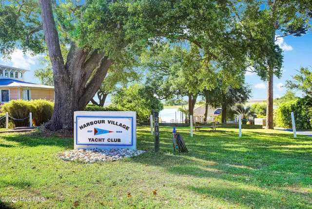 $785,000 | 480 Captain Beam Boulevard, Hampstead, NC 28443