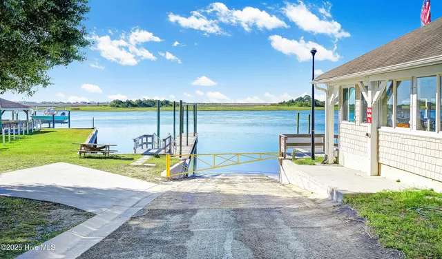 $785,000 | 480 Captain Beam Boulevard, Hampstead, NC 28443