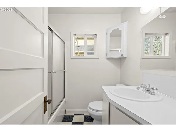 $255,000 | 220 Northwest Lincoln Street, Sheridan, OR 97378