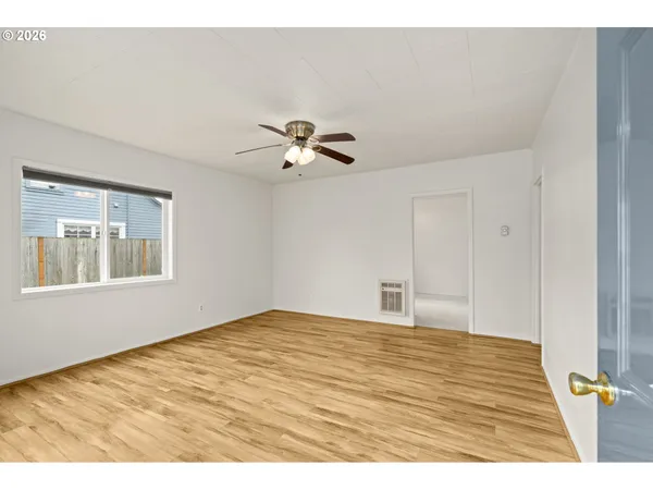 $255,000 | 220 Northwest Lincoln Street, Sheridan, OR 97378