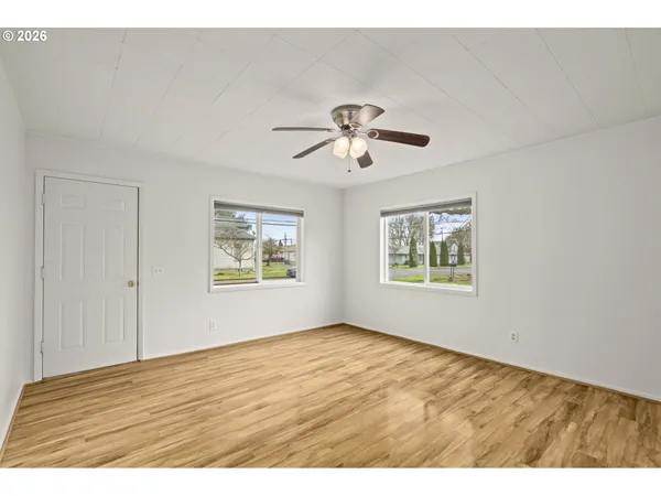 $255,000 | 220 Northwest Lincoln Street, Sheridan, OR 97378