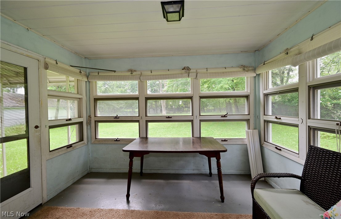 1919 West Pleasant Valley Road Cleveland, OH 44134 - Photo 20 of 24 Screened in Back Porch