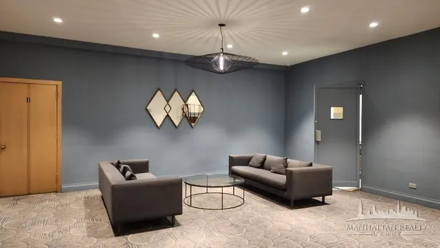 $4,750 | 150 East 39th Street, Unit 1703 | Murray Hill