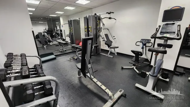 $4,750 | 150 East 39th Street, Unit 1703 | Murray Hill