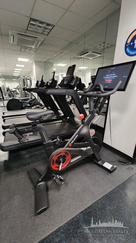 150 East 39th Street, Unit 1703 Manhattan, NY 10016 - Photo 18 of 22 Photo 20