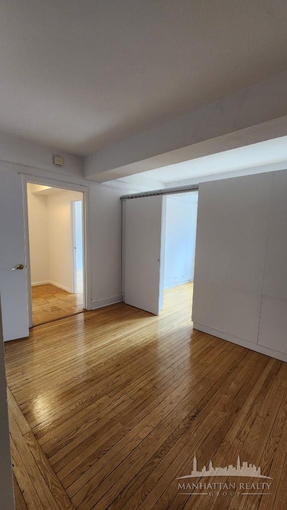 150 East 39th Street, Unit 1703 Manhattan, NY 10016 - Photo 4 of 22 Photo 4
