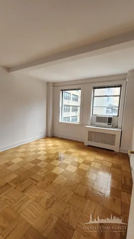 $4,750 | 150 East 39th Street, Unit 1703 | Murray Hill