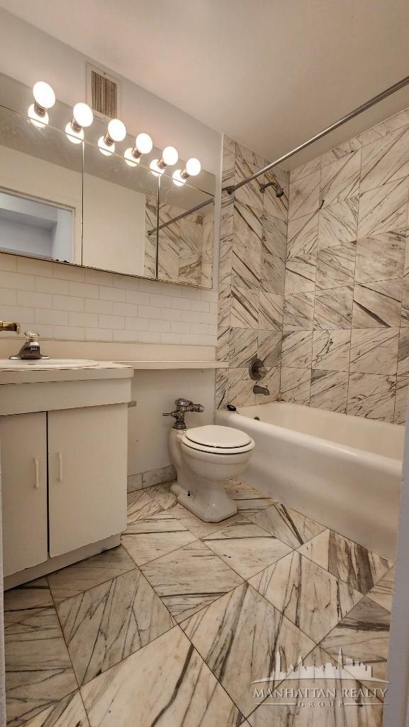 150 East 39th Street, Unit 1703 Manhattan, NY 10016 - Photo 8 of 22 Photo 10