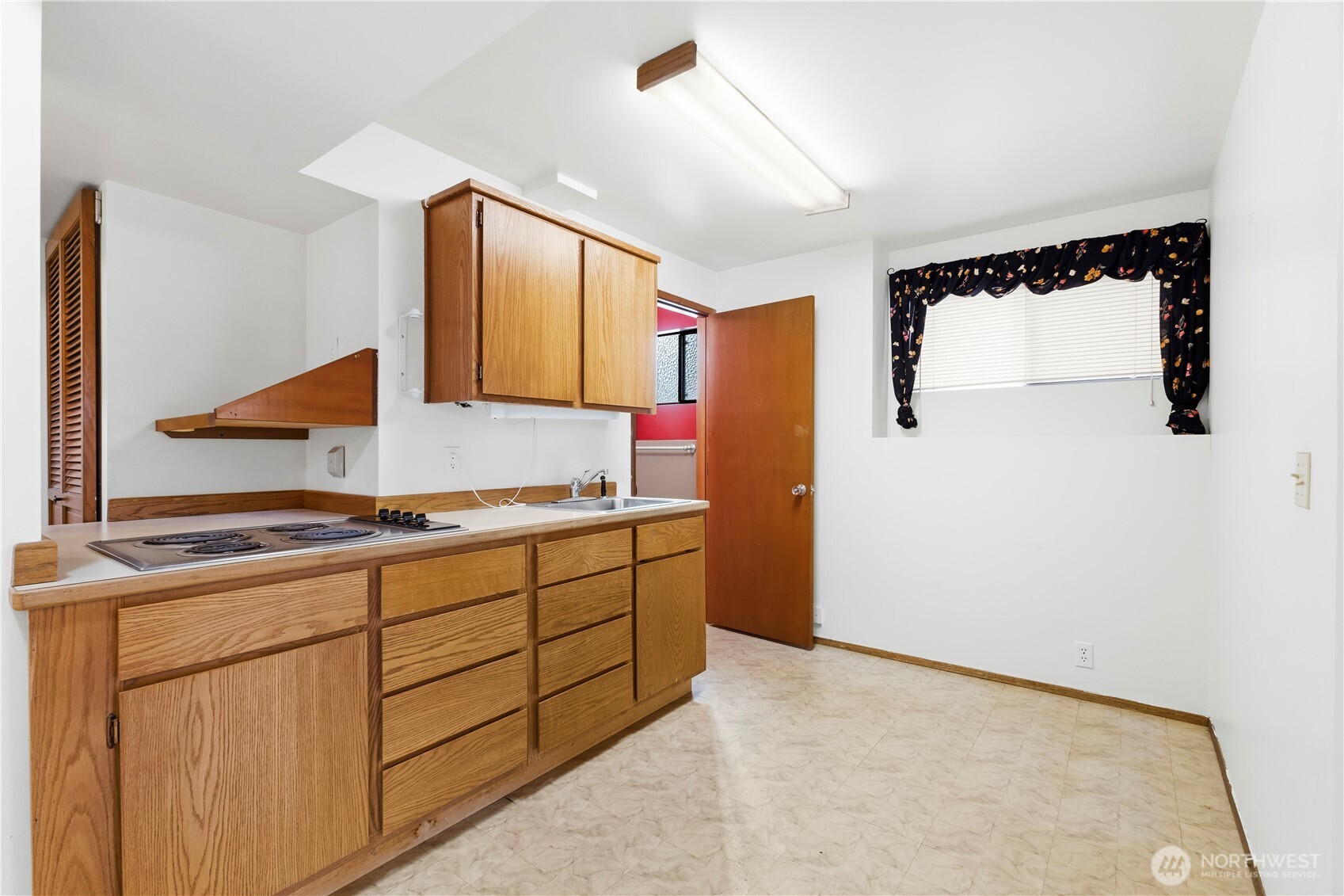 1025 Nevada Street Bellingham, WA 98229 - Photo 17 of 36
