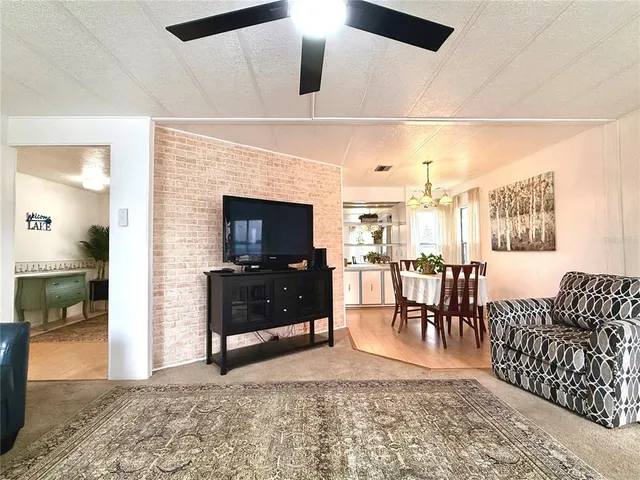 $225,000 | 1401 West Highway 50, Unit 152, Clermont, FL 34711