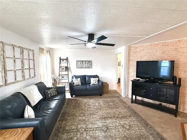 $225,000 | 1401 West Highway 50, Unit 152, Clermont, FL 34711