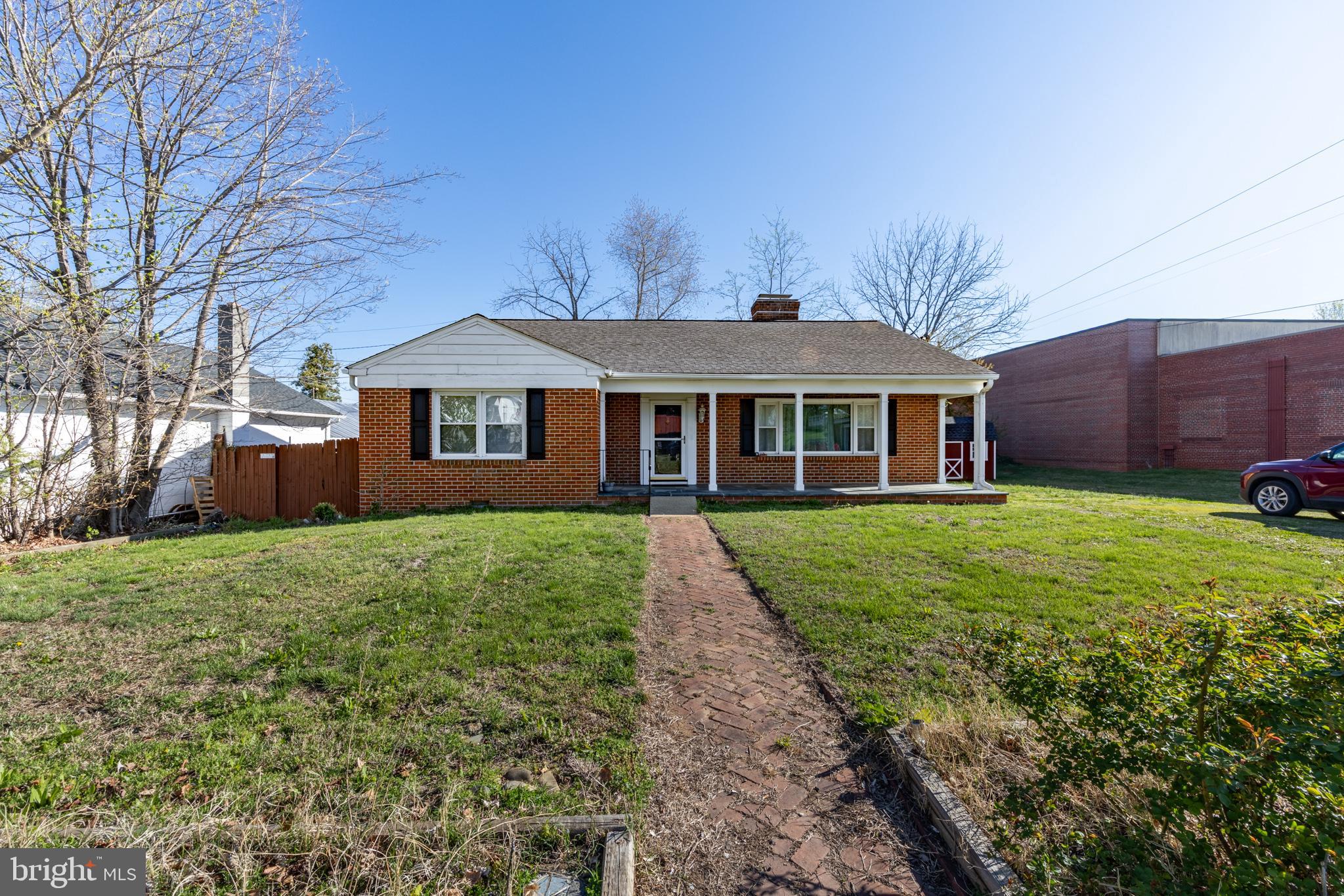 115 Washington Street Madison, VA 22727 - Photo 3 of 34