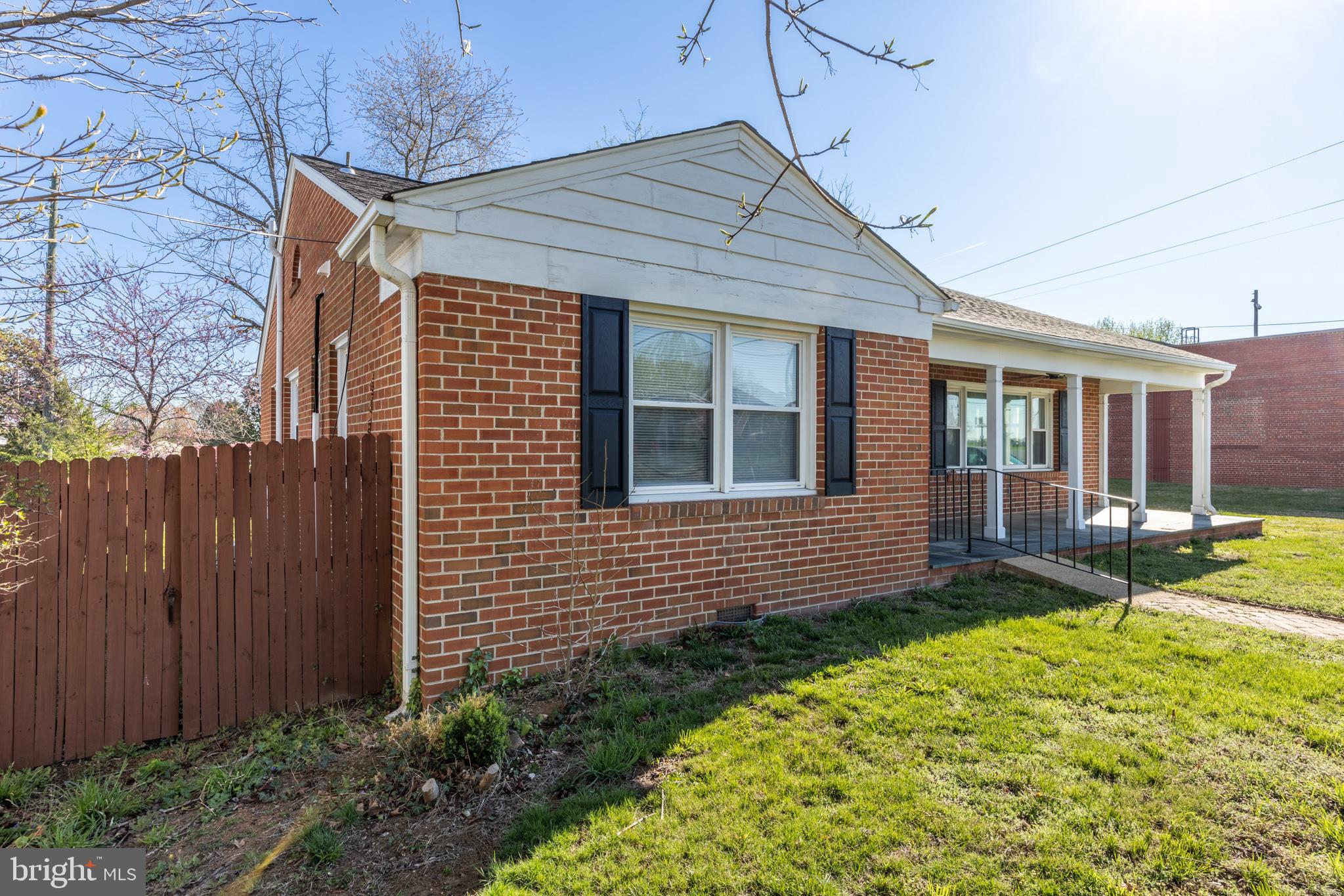 115 Washington Street Madison, VA 22727 - Photo 5 of 34