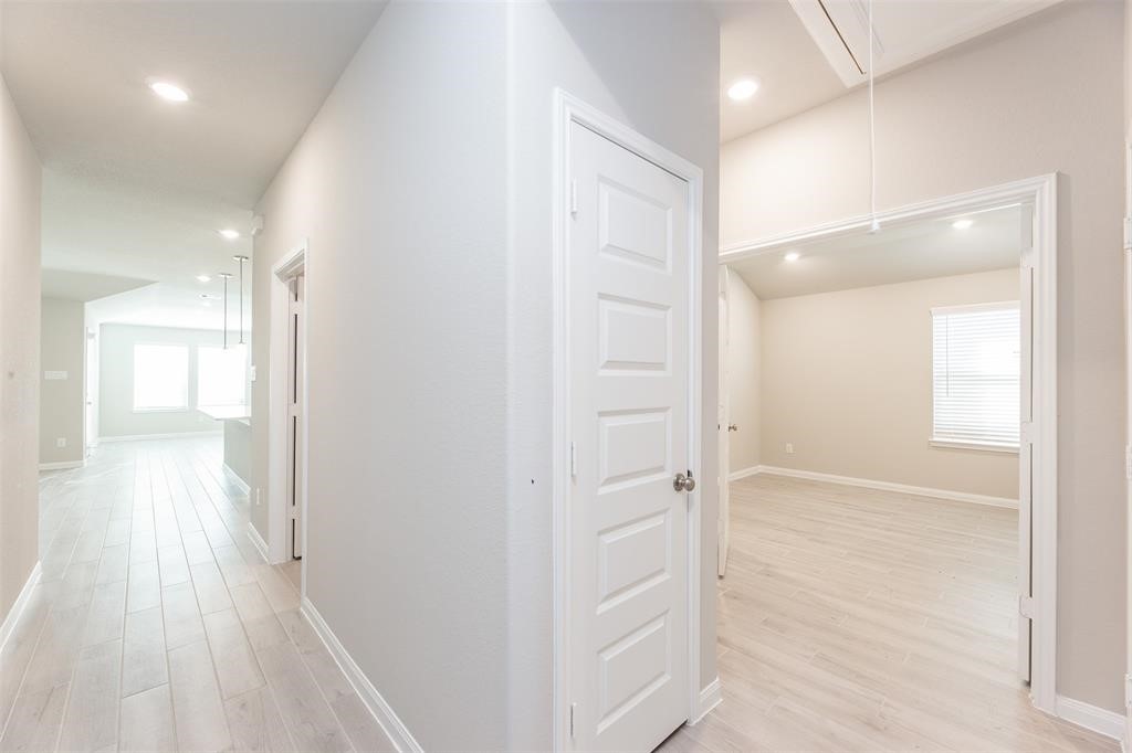 7214 Toluca Drive Rosharon, TX 77583 - Photo 5 of 25 Gallery Image 5