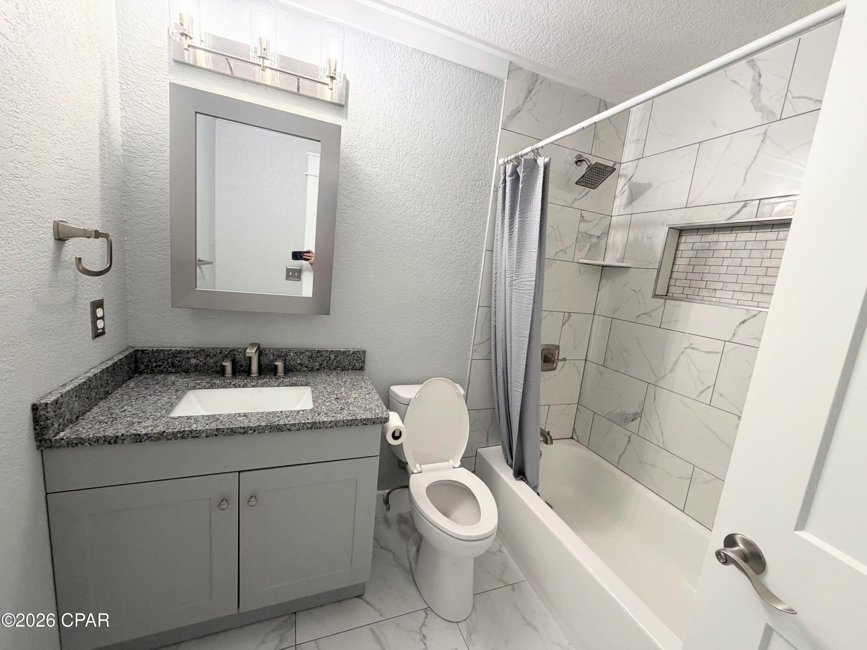 2112 Inwood Road Sneads, FL 32460 - Photo 12 of 32