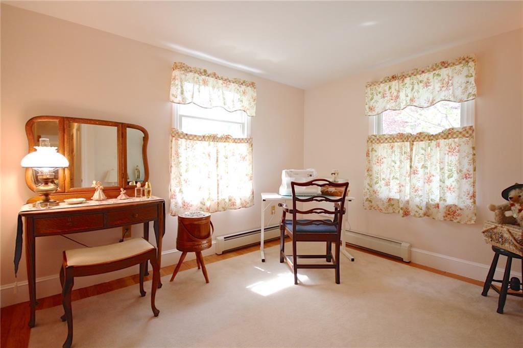 19 Philip Road Cape Elizabeth, ME 04107 - Photo 16 of 35 Photo