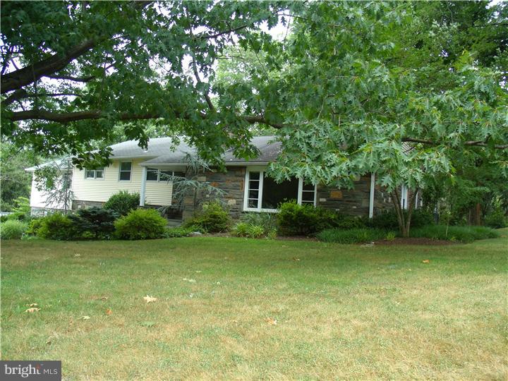 533 Scott Road Gladwyne, PA 19035 - Photo 7 of 23 Gallery Image 7