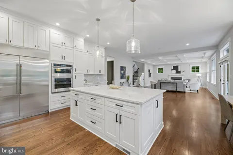 $2,400,000 | 2336 North Oak Street, Falls Church, VA 22046