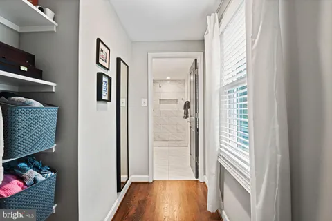 $1,250,000 | 933 War Admiral Street, Great Falls, VA 22066