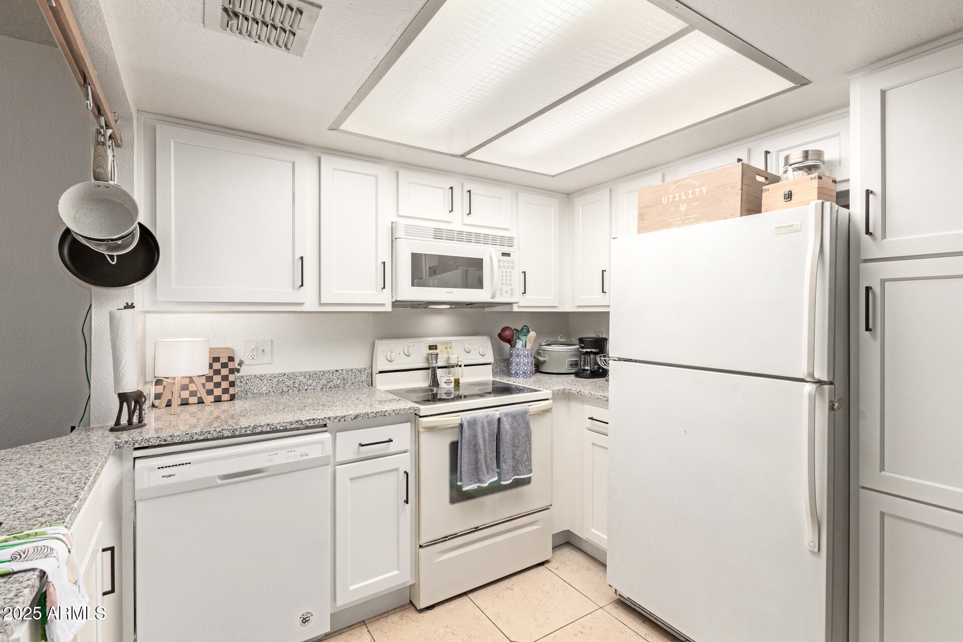 1645 West Baseline Road, Unit 2176 Mesa, AZ 85202 - Photo 8 of 26 09 - Baseline