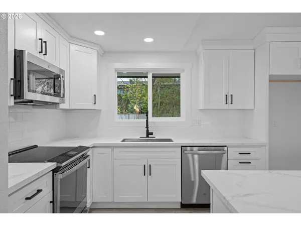 $539,900 | 3250 Southwest Binford Lake Parkway, Gresham, OR 97080