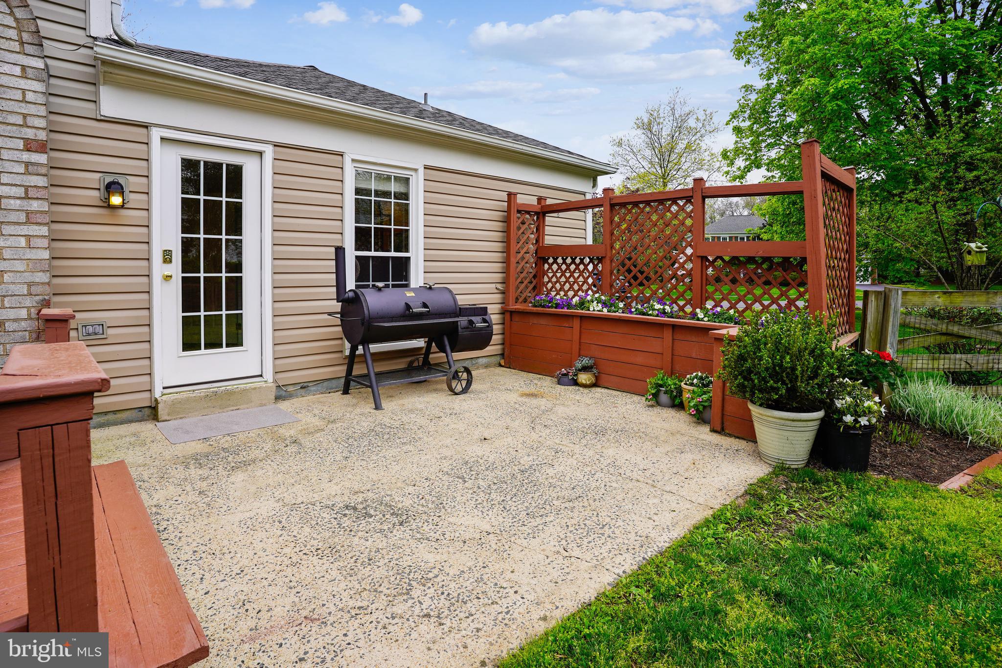 110 Minor Road Sterling, VA 20165 - Photo 37 of 57 Patio area - perfect for grilling out
