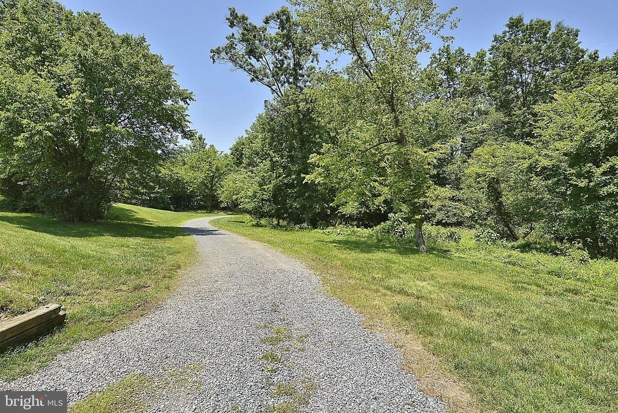110 Minor Road Sterling, VA 20165 - Photo 53 of 57 Numerous outdoor areas for fun and exercise