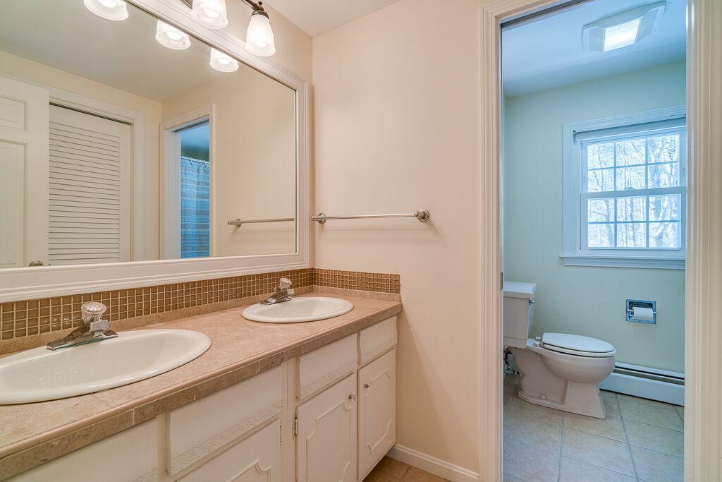 7 Ole Musket Road Scarborough, ME 04074 - Photo 24 of 43 40