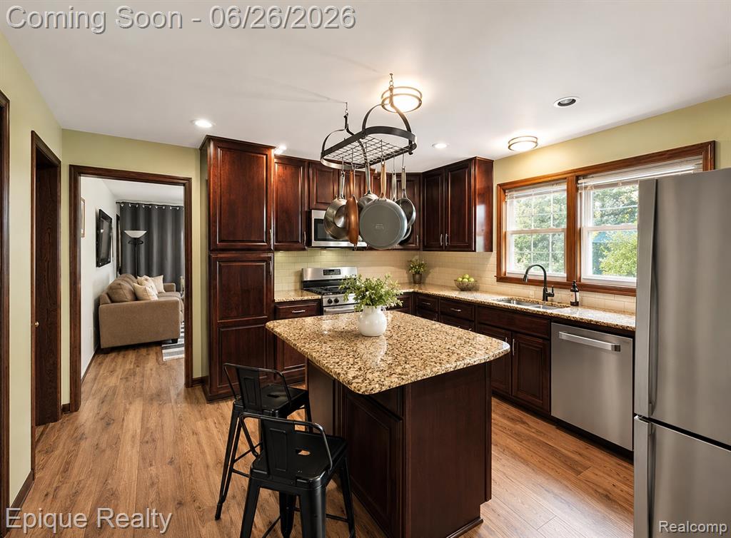 22400 Martinsville Road Belleville, MI 48111 - Photo 6 of 40