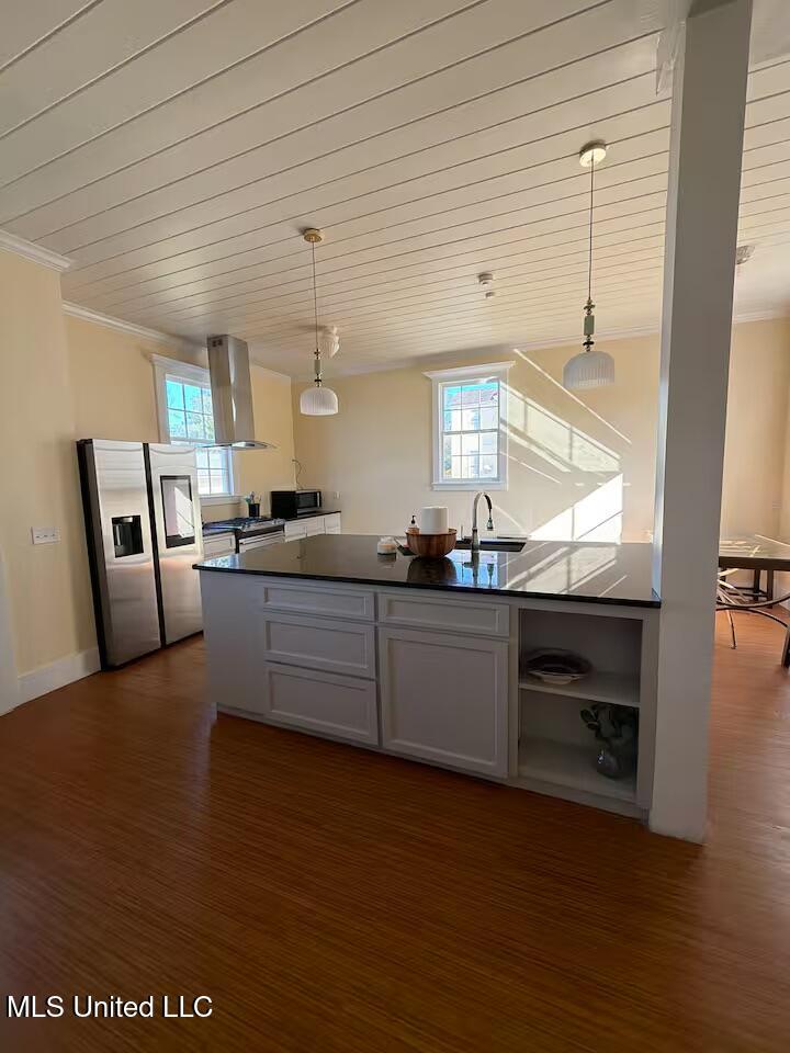 300 Linton Avenue Natchez, MS 39120 - Photo 7 of 17 Kitchen