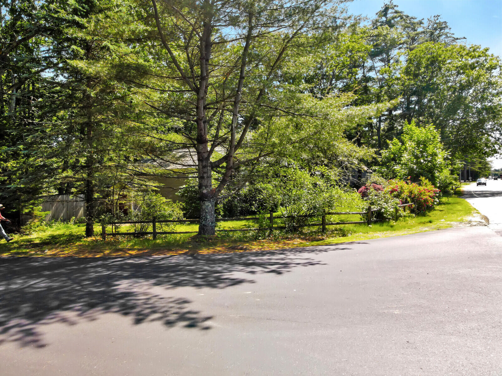 85 Middlesex Road Topsham, ME 04086 - Photo 2 of 83 02_DJI_0620_DxO_mls