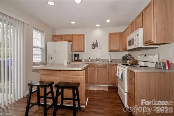 $1,575 | 137 Lynch Circle, Mooresville, NC 28117