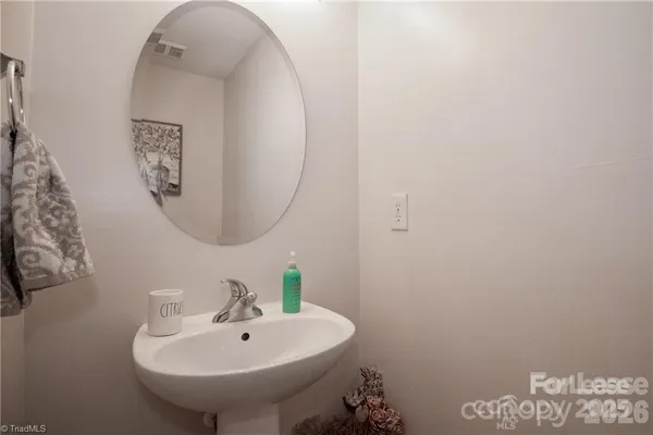 $1,575 | 137 Lynch Circle, Mooresville, NC 28117