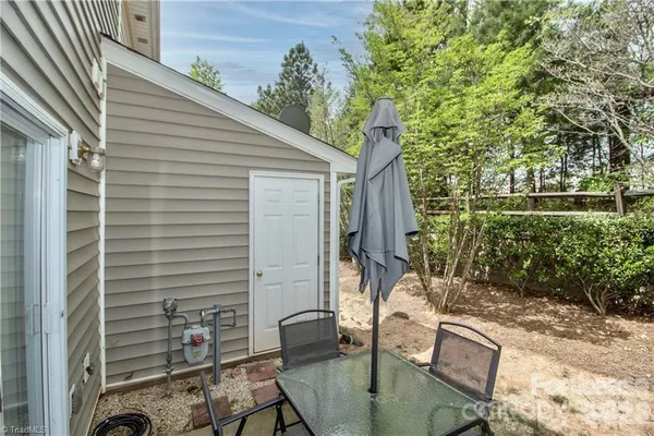 $1,575 | 137 Lynch Circle, Mooresville, NC 28117