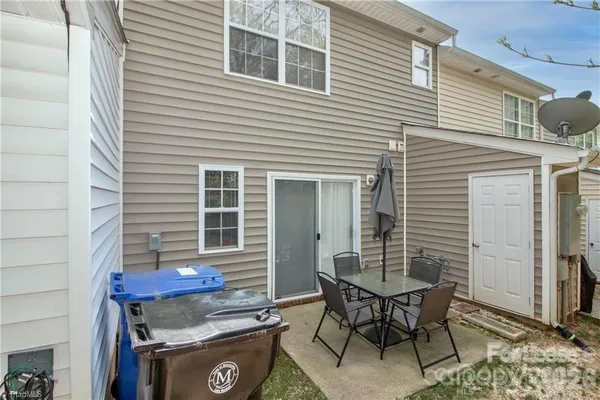 $1,575 | 137 Lynch Circle, Mooresville, NC 28117