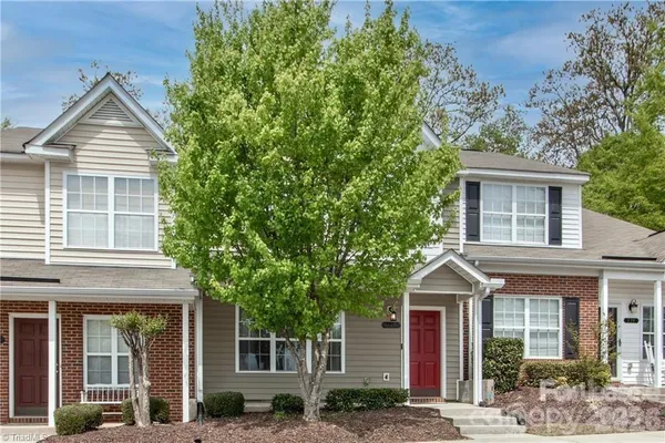 $1,575 | 137 Lynch Circle, Mooresville, NC 28117