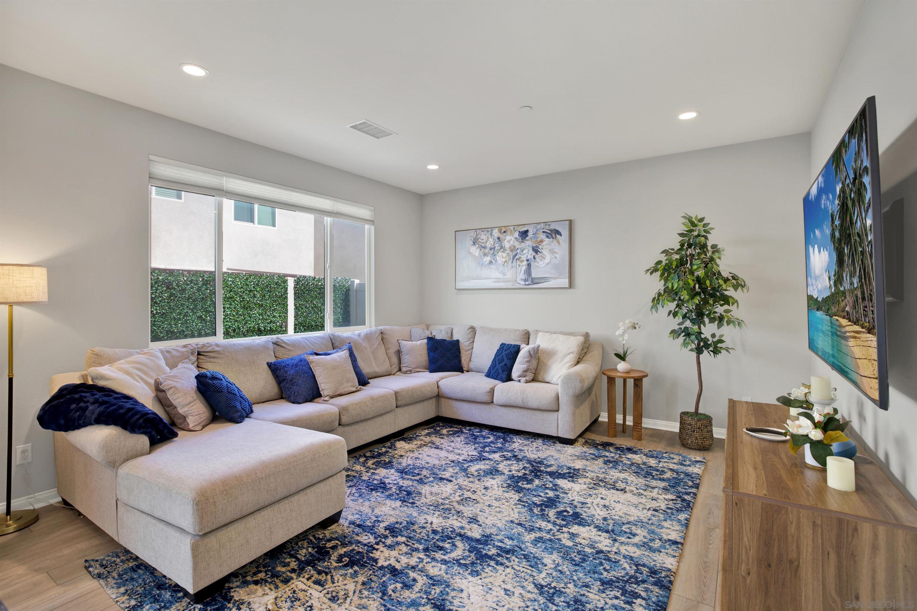 8511 Yucca Street Santee, CA 92071 - Photo 4 of 50
