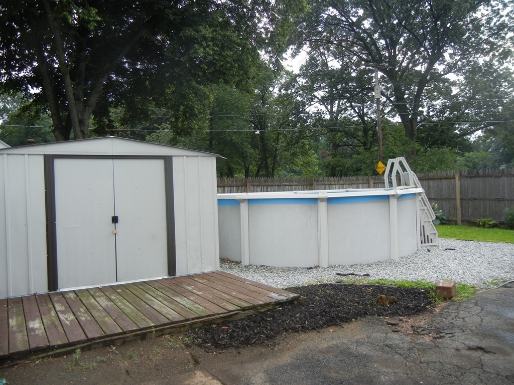 141 Freeman Terrace Springfield, MA 01104 - Photo 19 of 21 a view of backyard space