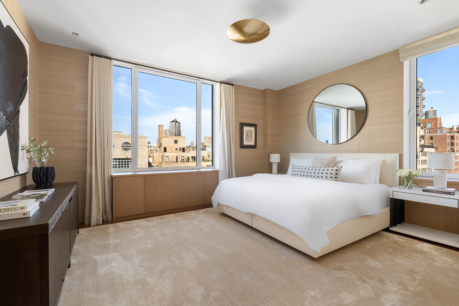 2 East 88th Street, Unit 11 Manhattan, NY 10128 - Photo 13 of 26 a bedroom with a bed and a window