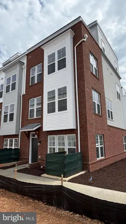 $5,000 | 2106 Henson Norris Street, Rockville, MD 20850