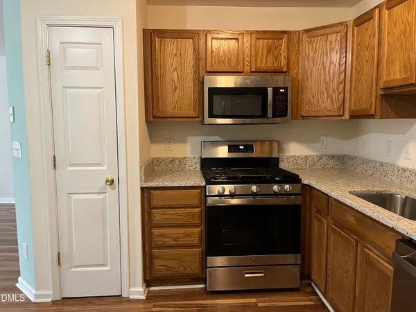 $1,595 | 3030 Barrymore Street, Unit 109, Raleigh, NC 27603